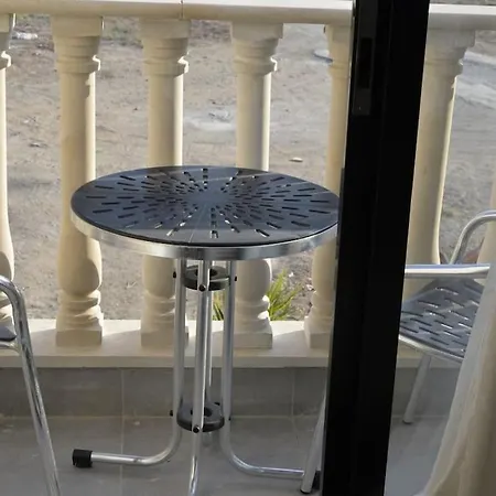 Apartment Isabella Court Townhouse Near Venus And Lidl